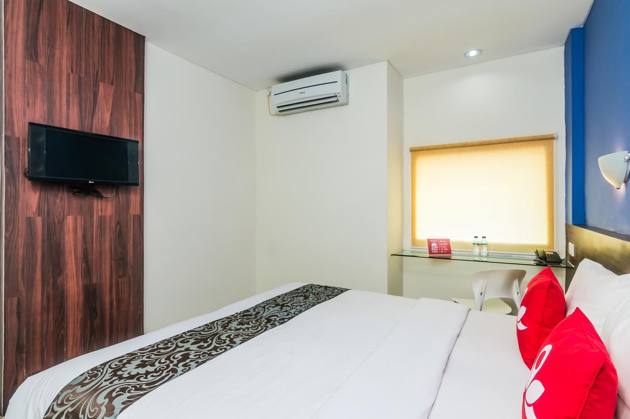 Zen Rooms Basic Jimbaran Taman Mulia Esterno foto