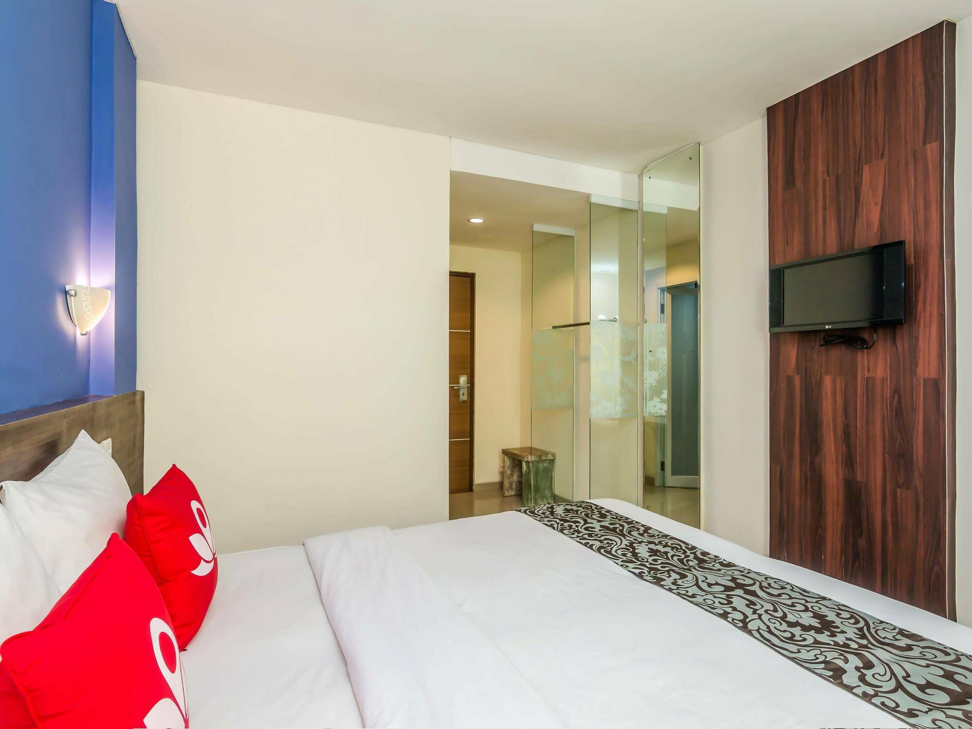 Zen Rooms Basic Jimbaran Taman Mulia Esterno foto