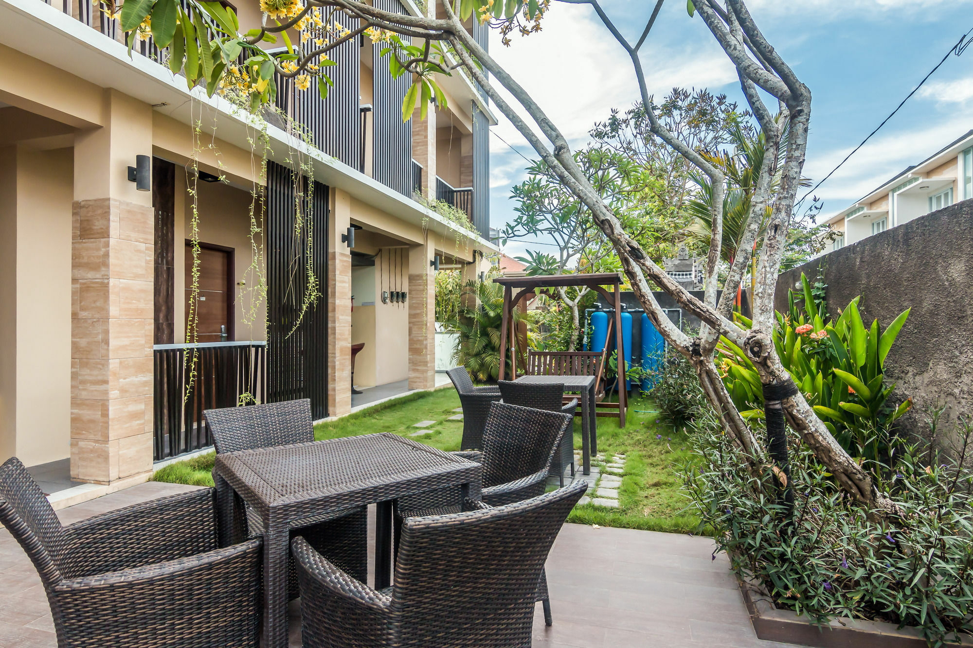 Zen Rooms Basic Jimbaran Taman Mulia Esterno foto